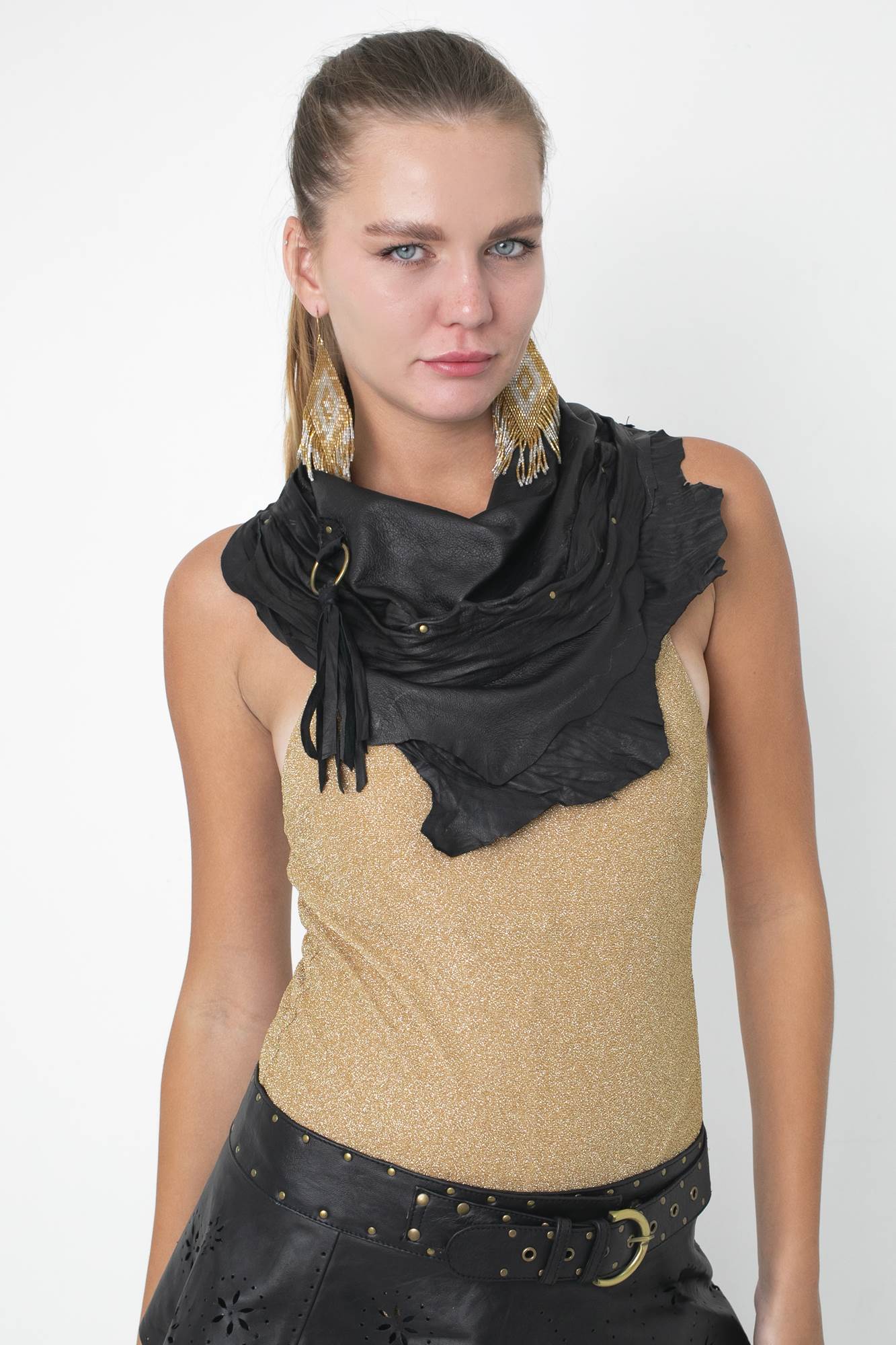 Raven Scarf