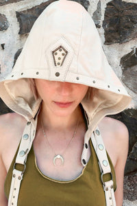 Sapphire Hood Harness Cream - Hipstirr