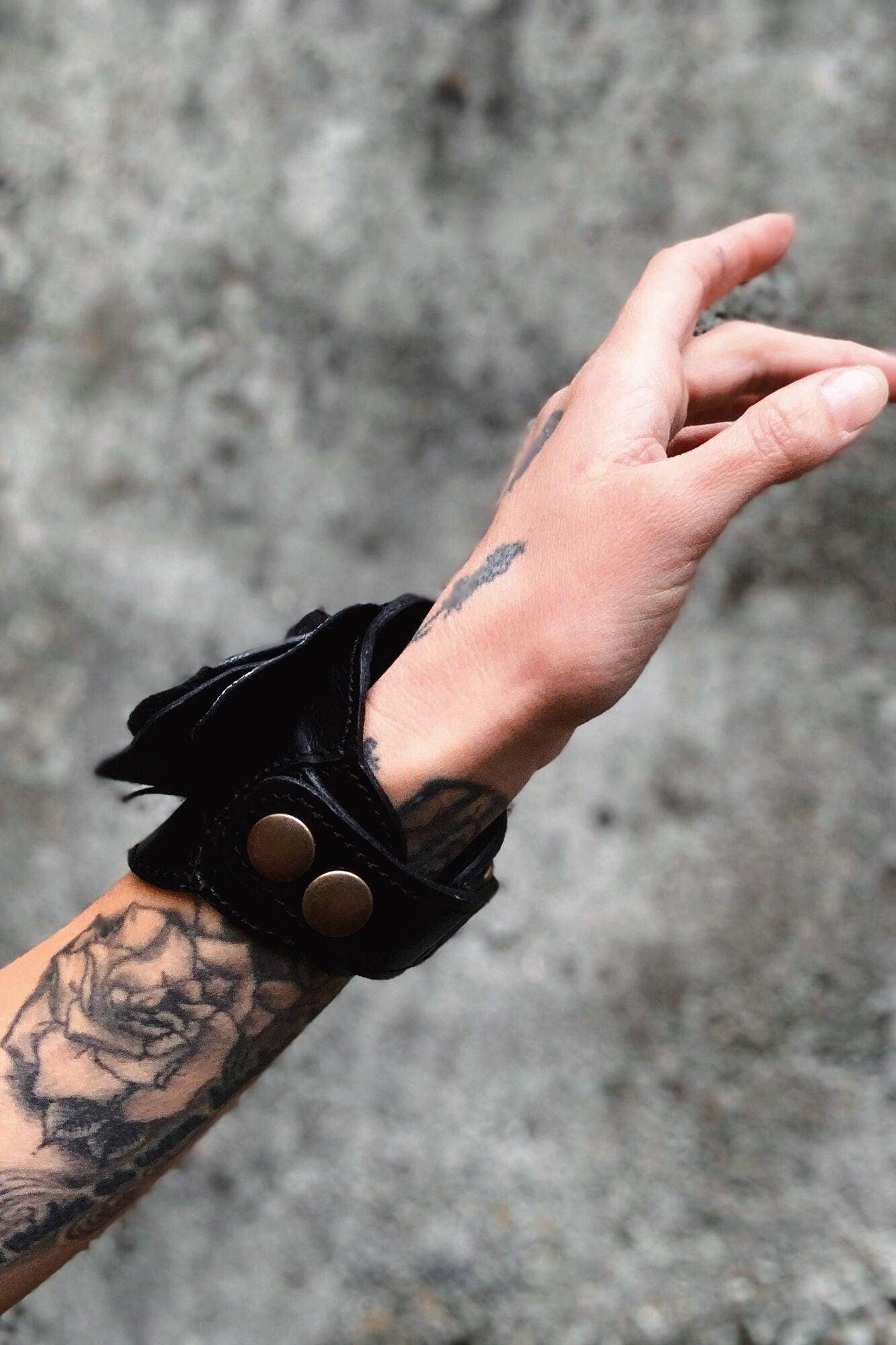 Rose Bracelet - Hipstirr