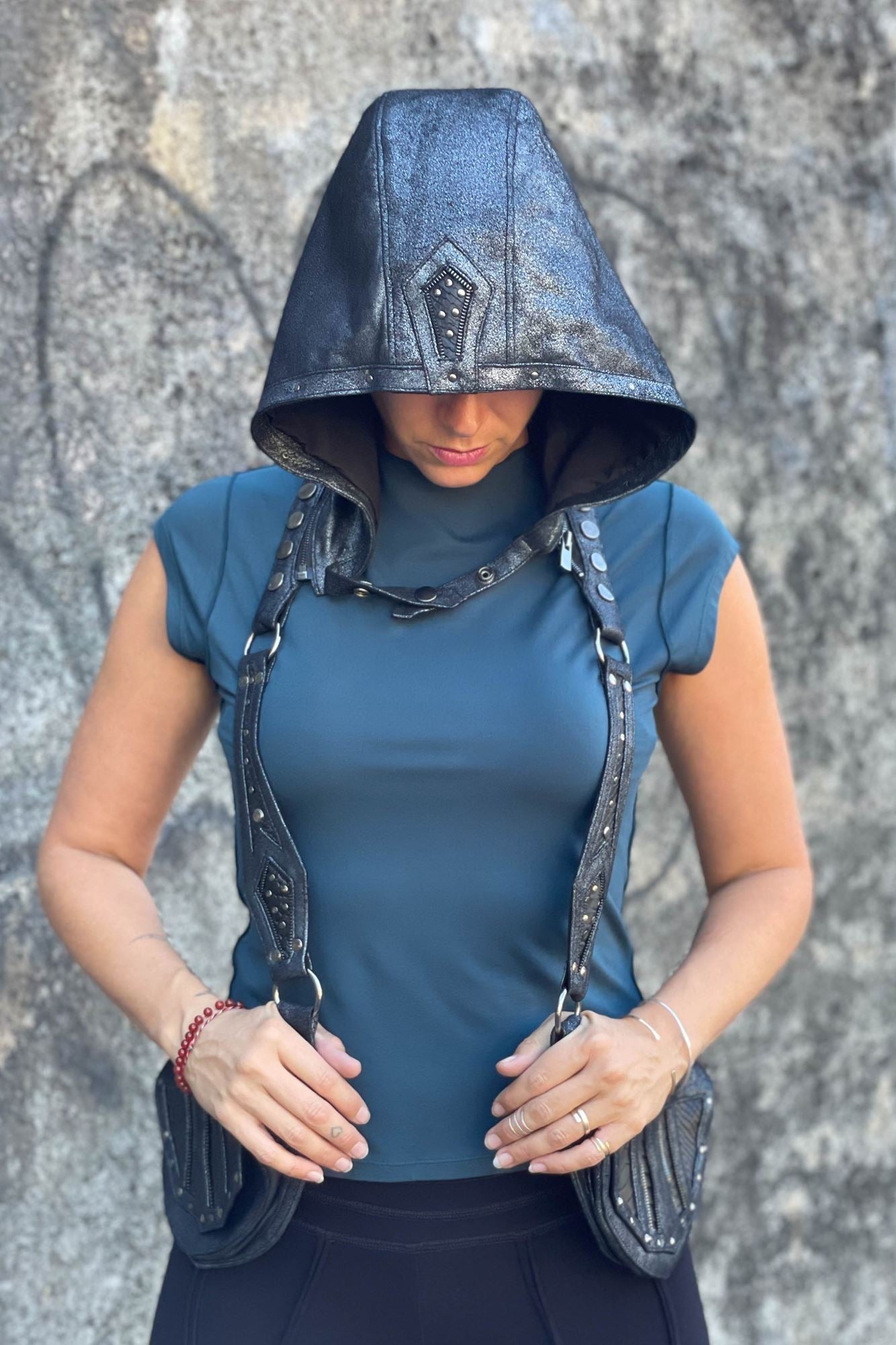 Sapphire Hood Harness Silver - Hipstirr