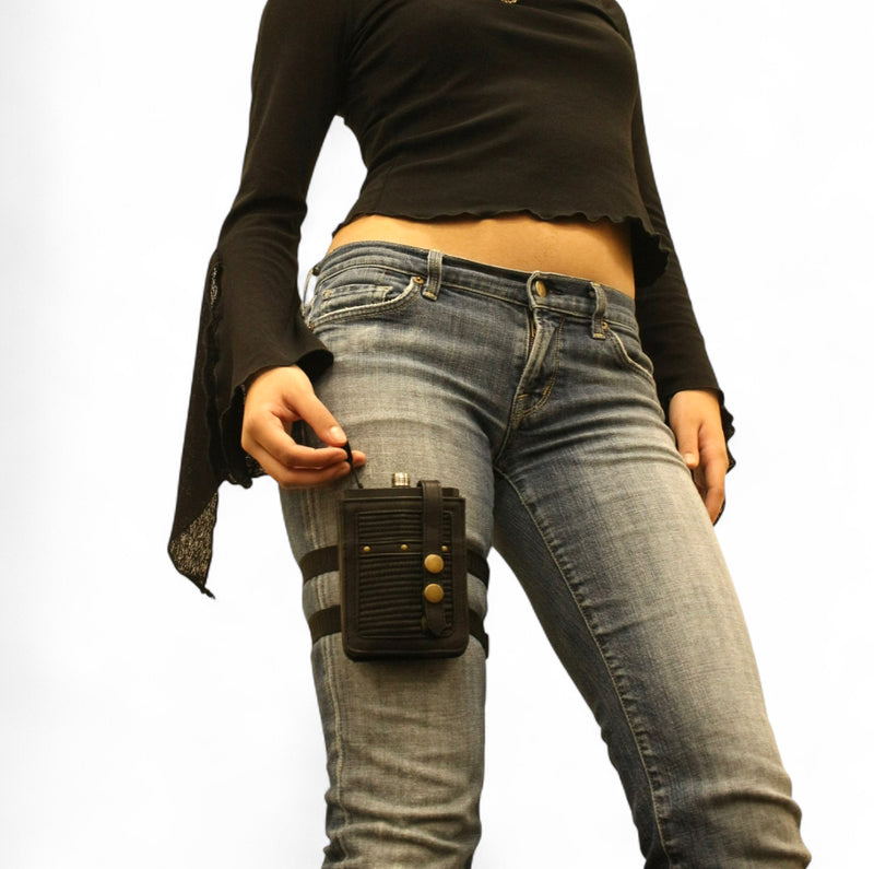 Flasky Garter