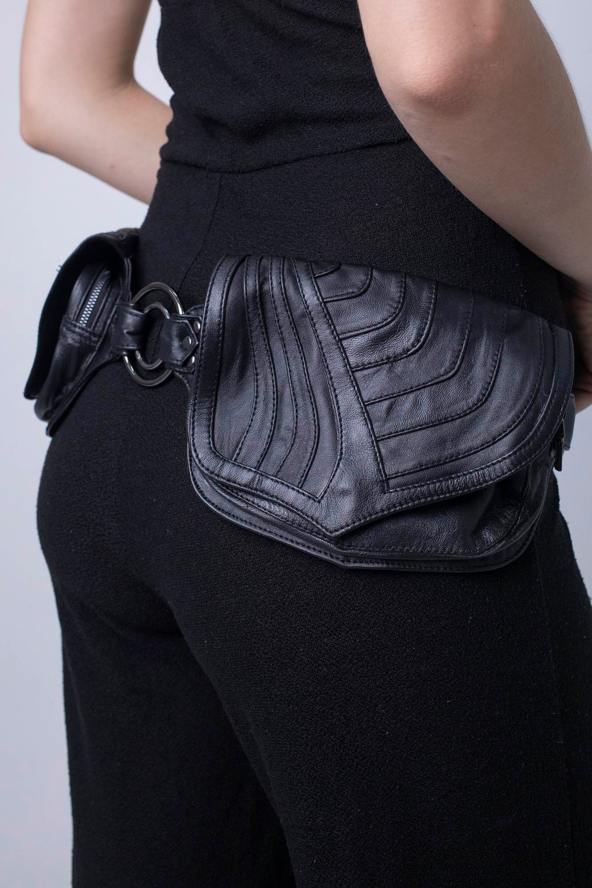 Leo Pocket Belt Bag