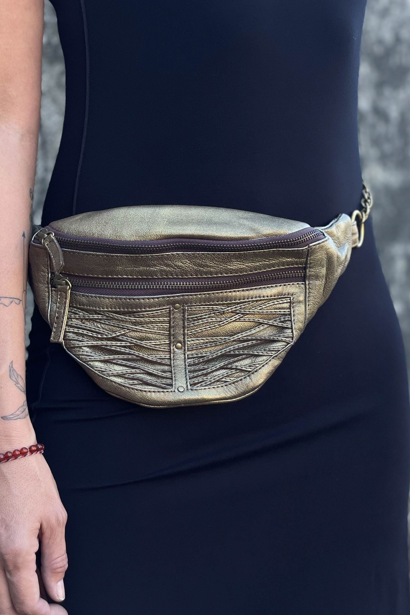 Orbit Crossbody Belt Bag – Hipstirr